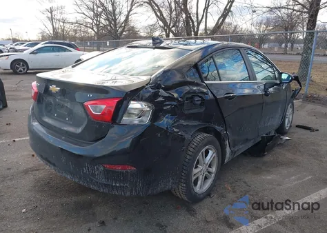 2018 Chevrolet Cruze Lt Auto z USA, uszkodzony, nr VIN 1G1BE5SM2J7191106
